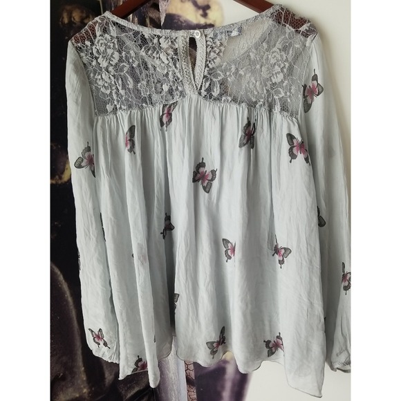 GIULIA Women's Long Sleeve Lace Trim Neckline Silk Overlay Butterfly Blouse sz M - Picture 5 of 9